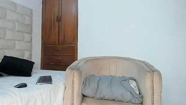 Freechat BennBrown on StripChat