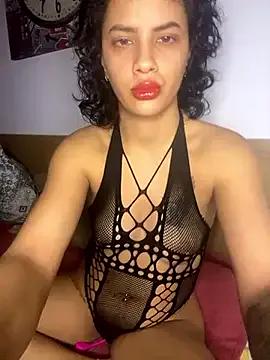 Freechat Biaaxxxsexy on StripChat