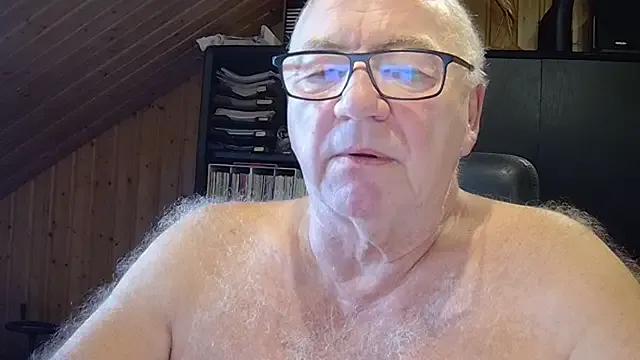 StripChat biggandybig is Freechat biggandybig — next Saturday Hamurg DRAGON