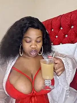 Freechat BoobQueenxx on StripChat