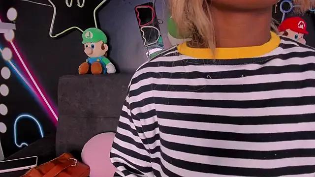 Freechat briannajackson_ on StripChat