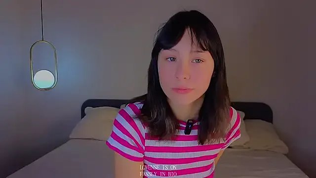 Freechat BritniBers on StripChat