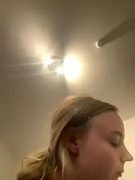 Freechat CherryEmmy on StripChat