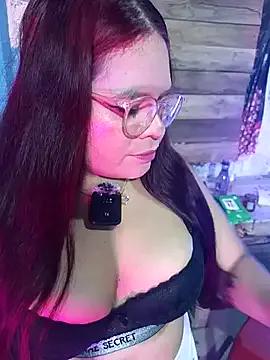 Freechat Chizuqui25 on StripChat