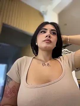 clarachanelricek — SHOW PUSSY AND INSIDE FINGERS DEEP