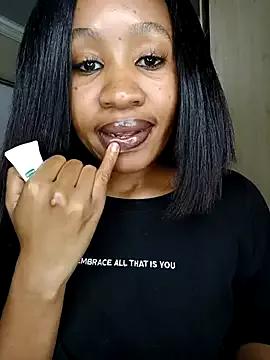 Freechat CocoSexyBabe on StripChat