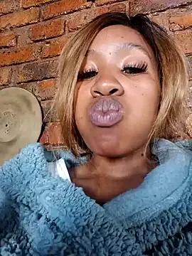 Freechat CocoSexyBabe on StripChat