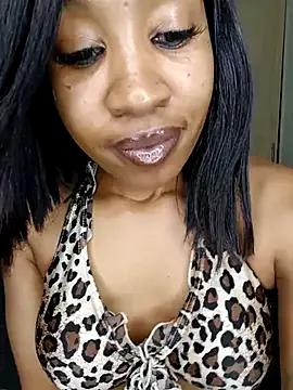 Freechat CocoSexyBabe on StripChat