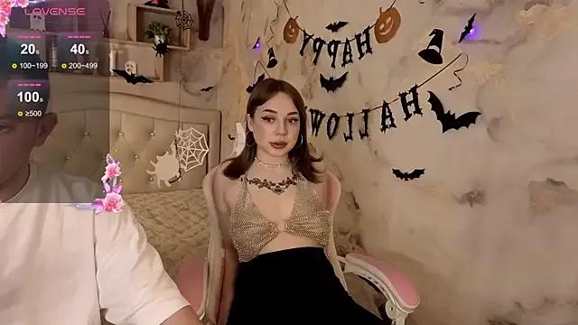 Freechat Crystal-Nuts on StripChat