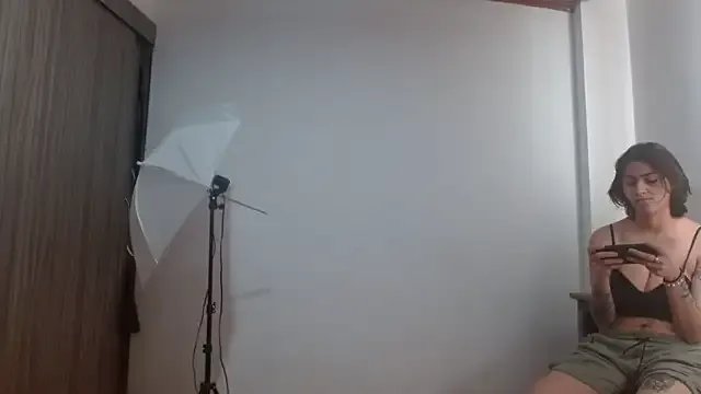 Freechat Crystal_Star_ on StripChat