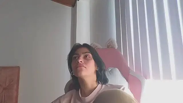 Freechat Crystal_Star_ on StripChat