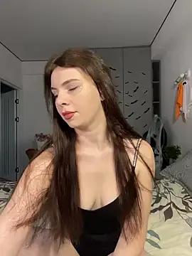 Freechat CurlyLara on StripChat