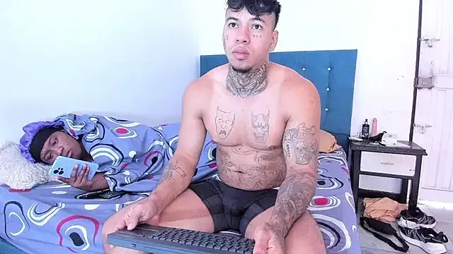 Freechat daamonxxx19 on StripChat