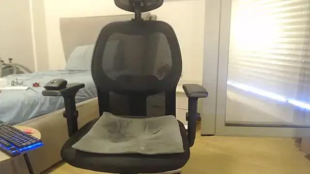 Freechat damarossa87 on StripChat