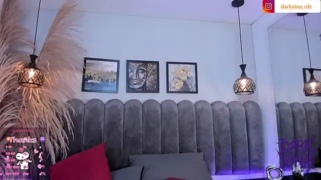 Dark_nina_ on StripChat