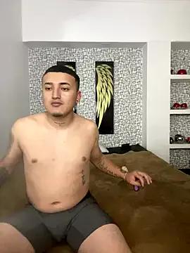 Group Demon_foxes on StripChat