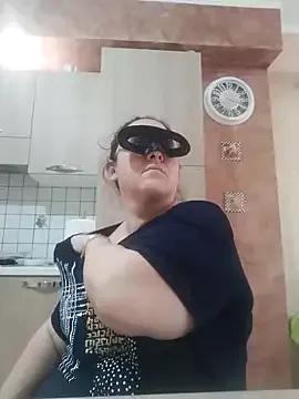 Freechat Dolcecurvy on StripChat