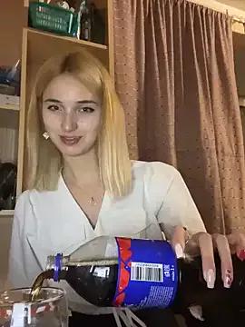 Group DollyTall on StripChat