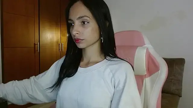 Private DreamsAnna on StripChat
