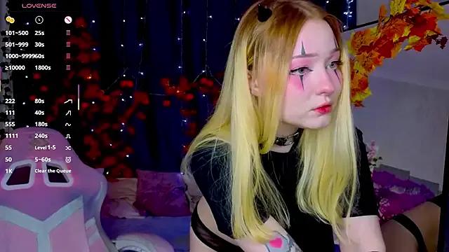 Freechat ElswythCovil on StripChat