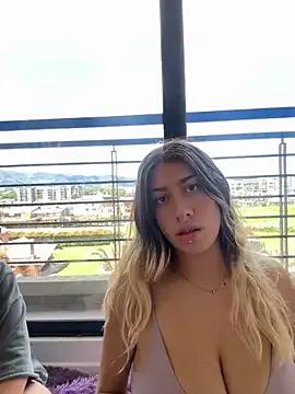 Freechat Enyeld_ruru on StripChat