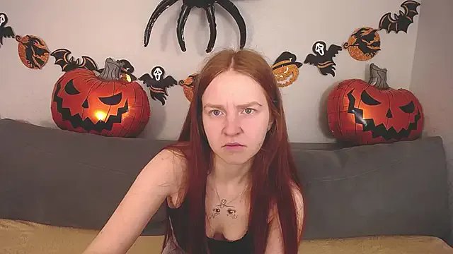 Group Evarey_ on StripChat