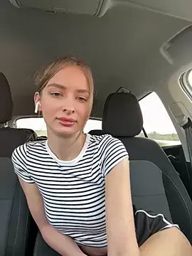 Group EvieEvans on StripChat