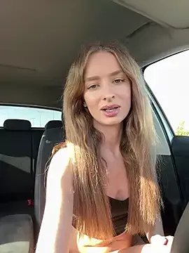 Group EvieEvans on StripChat