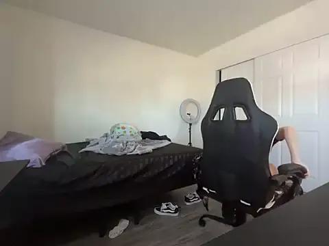 Freechat foxy_ana13 on StripChat