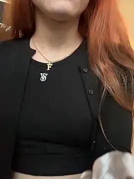 Freechat foxy_ana13 on StripChat