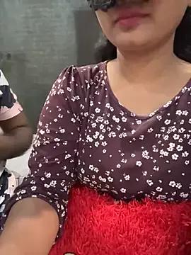 Freechat Funny_Couplee on StripChat