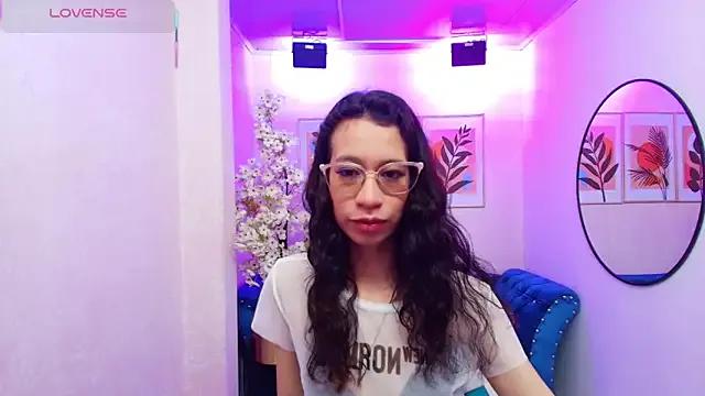 Freechat gabby_martinezz on StripChat