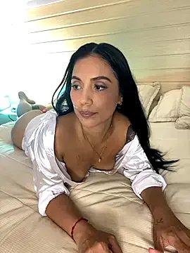 Freechat GabiHills on StripChat