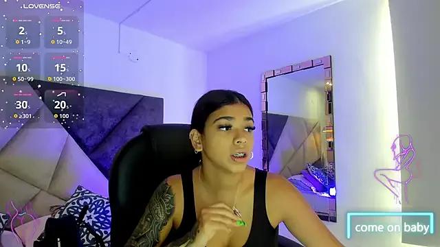 Freechat GiaFu on StripChat