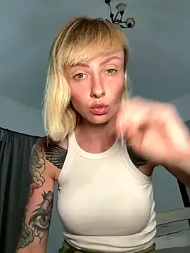 Freechat haileyhope_ on StripChat