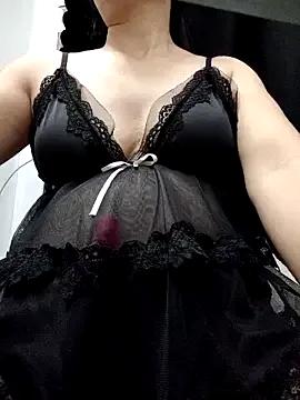 Haralushiaaa on StripChat 