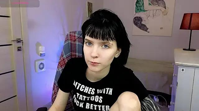 HazelTompson — show sweet young tits