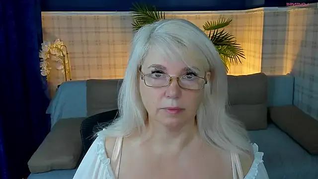 Hella_Fabel — slap boobs