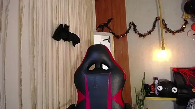 Freechat hera_divine on StripChat