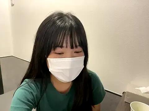 Group hikiwarinatto_xoxo on StripChat