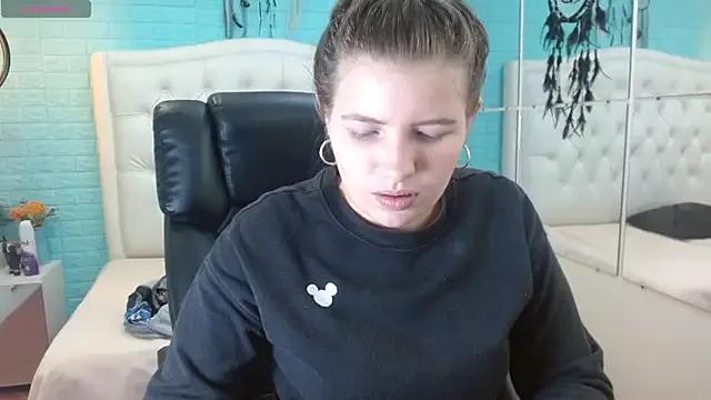 StripChat Hills_Mia is Freechat Hills_Mia — marmoset with oil