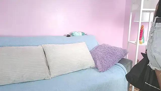 Hiyakasudere — deeptroat + a little green