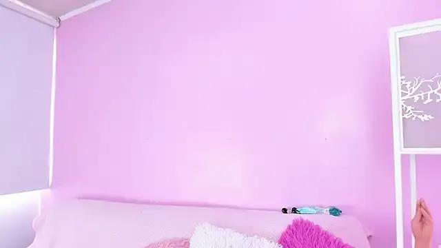 Freechat Hiyakasudere on StripChat