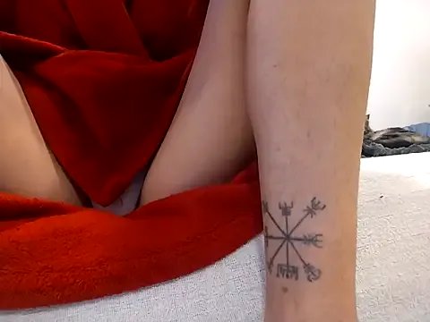 Freechat HoneySquirrel on StripChat