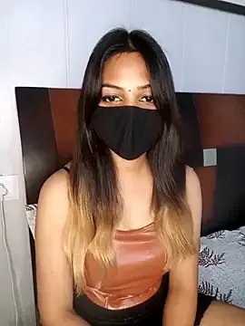 Freechat Hot_malika19 on StripChat