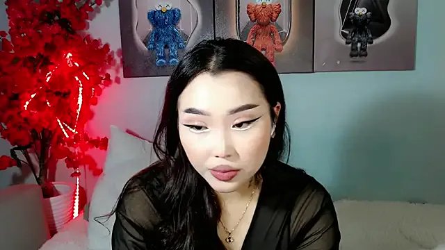 Freechat ichiben on StripChat