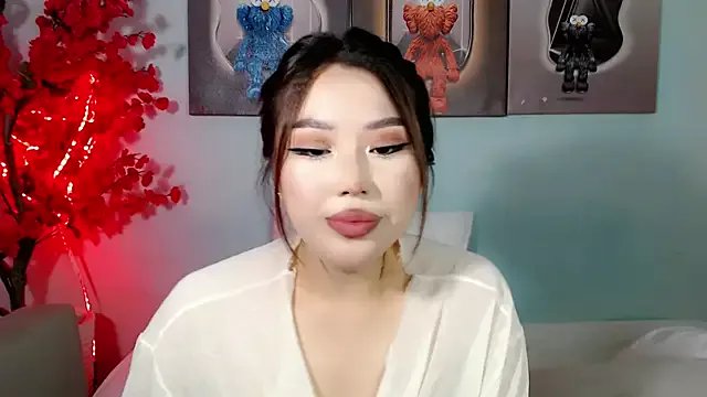 Freechat ichiben on StripChat