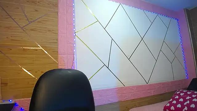 StripChat isabella_rossee is Freechat isabella_rossee — spit on my tits