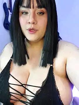 Freechat ItsNaiixa on StripChat