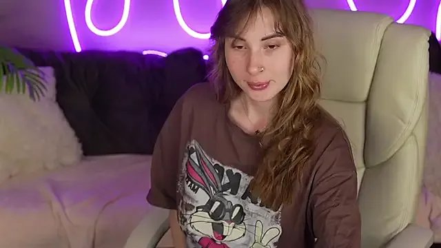 Freechat JennyyLuv on StripChat